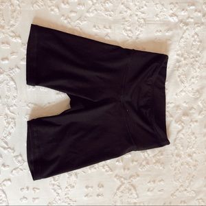 Black Biker Short w/ Pockets!!
